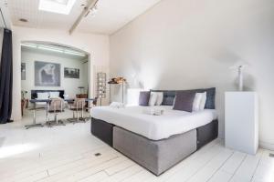 Spacious 4 Bedroom Parisian Retreat Near Gare Nord