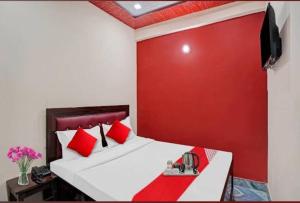 Star Guest House