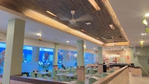 Alltrue Lite Hotel Nagoya Hill Batam