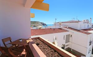 A06 - Seaview 1 Bed Apartment