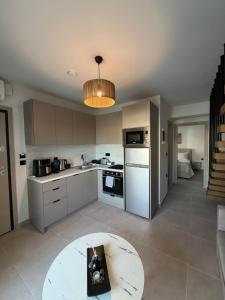 Petrakis luxury apartment