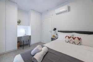 The HostMaster Metropolis Vibe