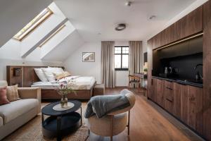 Apart House