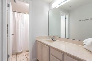 Phoenix X 913 condo