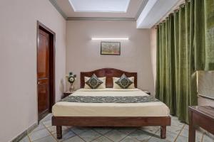 FabHotels Grand Meridian