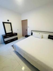 Beachside 3-Bedroom Apartment Flic en Flac Beach