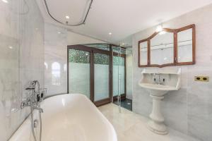 Quiet, beautiful and stylish house in Saint-Raphaël