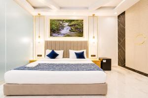 Hotel De Grand Villaa Near IGI, International Airport Delhi