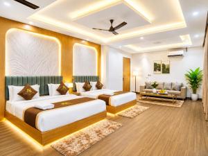 Hotel De Grand Villaa Near IGI, International Airport Delhi