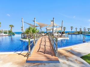 Luxury Sea View Apartment in Sea Senses by Zanis