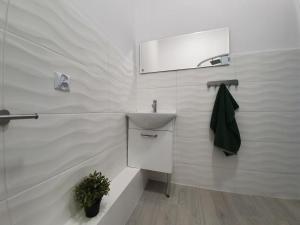 Studio Central 78