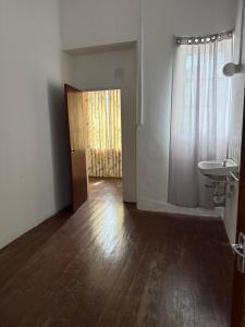Maxwell Beach Escape 7- Near Beach & Resort Access