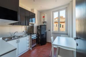 GuestHost - Elegant Apartment X4 MM Lodi
