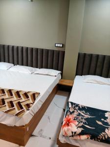 Mahakal Divine Stay Ujjain Family AC Rooms Near Mahakaleshwar