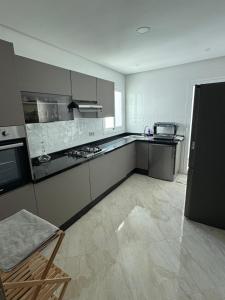 Luxe Appartement met Zwembad 31