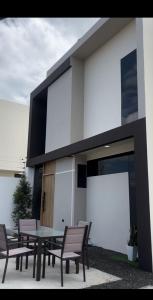 Casa Moderna Manta
