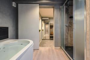 Termini Jacuzzi Suite