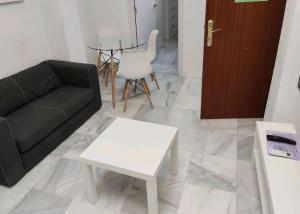 Enjoy Malaga Apartment with Terrace for 4 by turivida