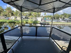 Lagoon Camper-Glamping on the Nature Coast