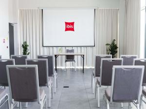 Ibis Poznan Polnoc