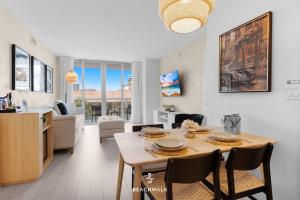 Resort Living 2BR - Intracoastal View
