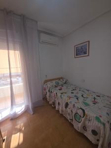 Bungalow in Santa Pola with 4 rooms