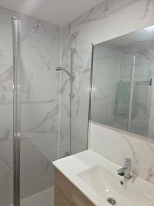 Bungalow in Santa Pola with 4 rooms