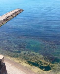F2 Pieds dans l Eau 100 m2 5 Personnes