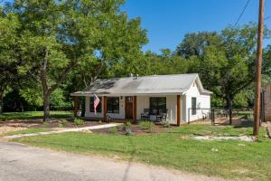 Bluebonnet Cottage
