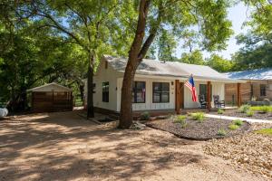 Bluebonnet Cottage
