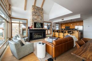 Tremblant Prestige - Altitude 168-9