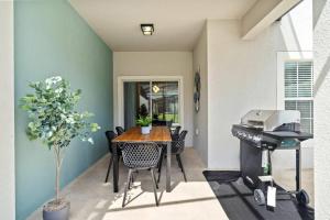 Dream Townhouse 4BR at Storey Lake Private Pool