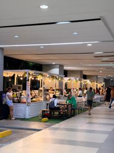 Family-Friendly 1BR Near NAIA & MOA