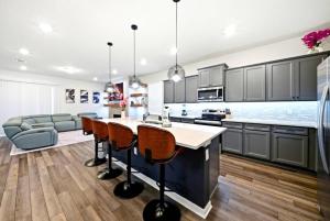 7 Bd 5 Ba Windsor Cay 15996 Sc