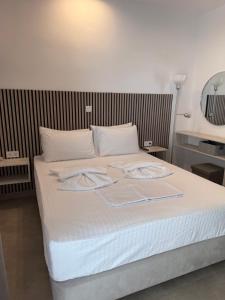AriAnna Boutique Apartments