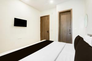 Hotel O A K Residency