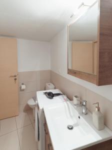 Archelaou Stylish Apartment in Central Pangrati