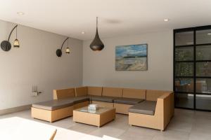 Atsuka Hill View Villa 8 Bedrooms With a Private Heated Swimming Pool
