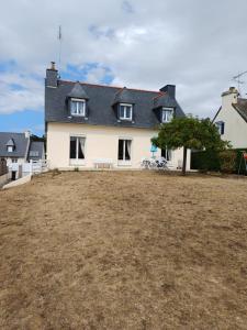 Maison néo-bretonne pour 8