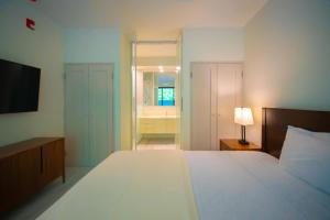 Bessa Ocean View Studio Beach Access U76
