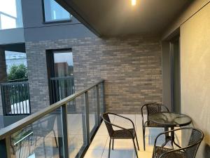 Apartament WHITE GLOVE z widokiem na zamek