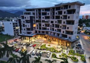 Magnificent Apartment With Beatiful Views