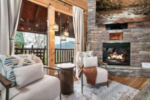 Spring Break Retreat Gorgeous Views, Sauna and Spa