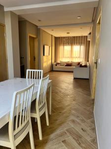 Grand Appartement entièrement climatisé