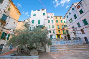 Domus Piazza Brigida near Beach & Casino - Happy Rentals