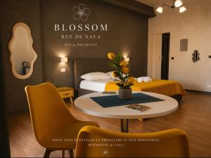 Blossom Rue De Nava