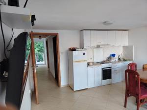 Cosy flat Becici