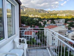 Cosy flat Becici