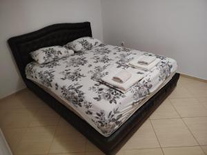 Cosy flat Becici