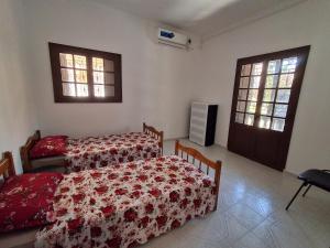 Maison et appartement piscine privée et plage